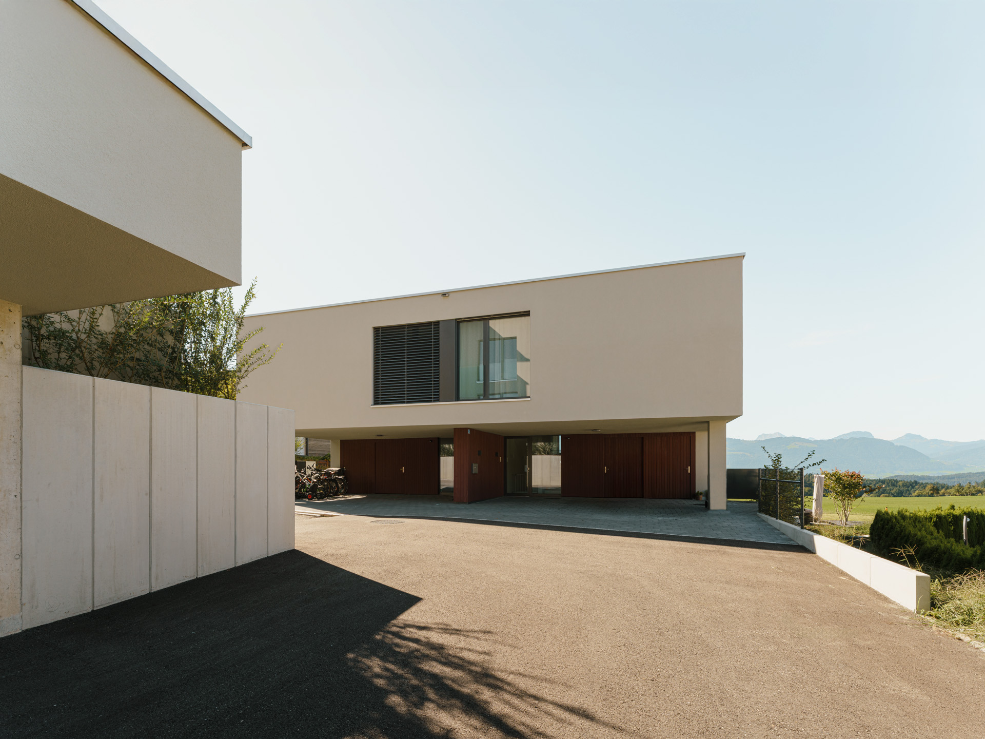 Mehrfamilien- / Doppeleinfamilienhaus, St. Gallenkappel